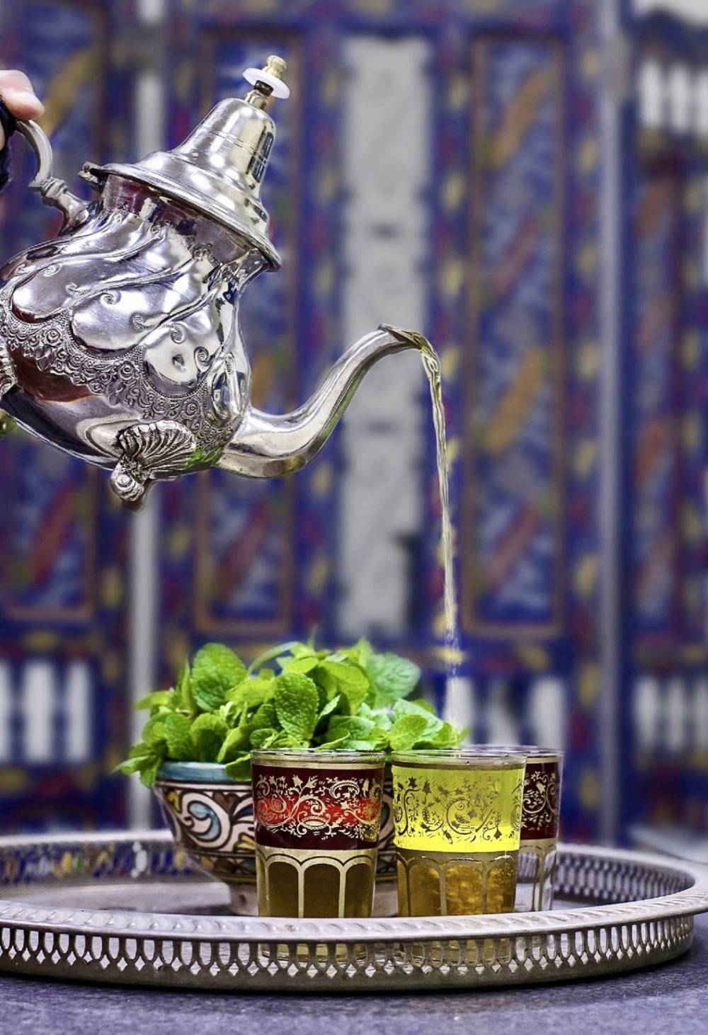 İslam dünyasının çeşitli coğrafyalarından 24 farklı çay 1