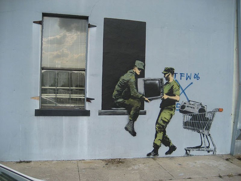 "Gerilla Artist" Banksy 32