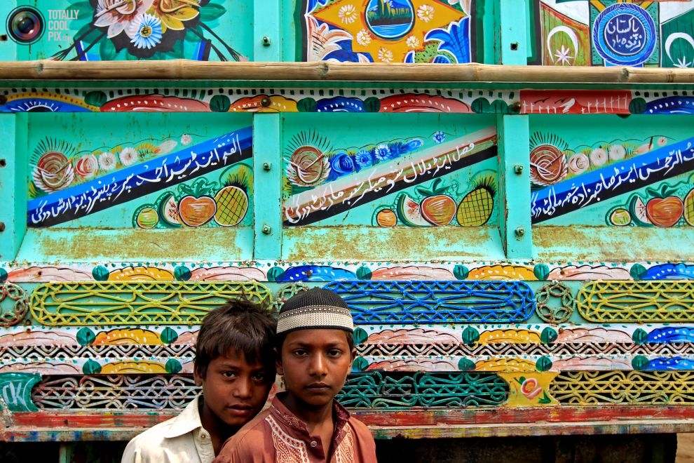 Pakistan'da kamyon süsleme sanatı 7