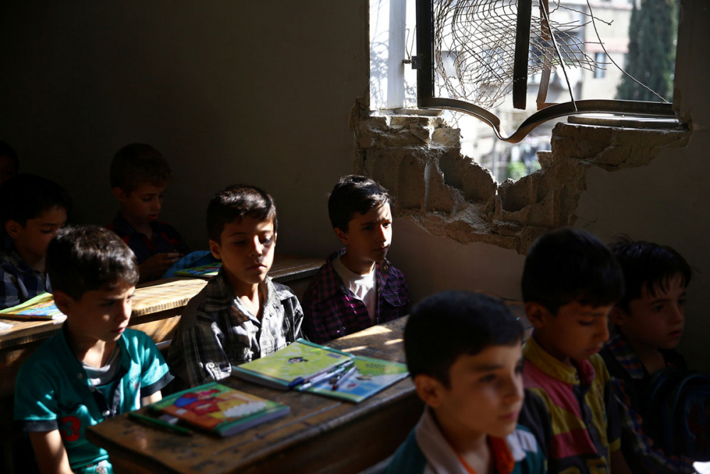 Suriye öğrencileri: Savaş alanında okula gitmek 15
