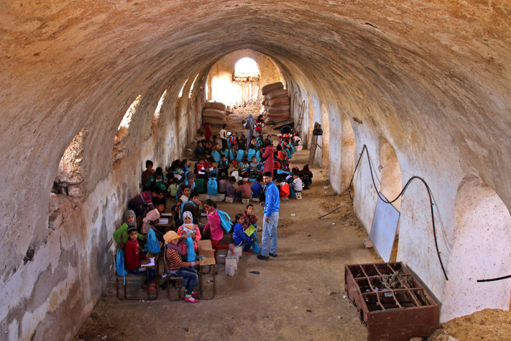 Suriye öğrencileri: Savaş alanında okula gitmek 16