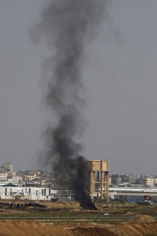 İsrail'e rağmen Gazze sınırında "ateş cuması" eylemi: 2 ö 15