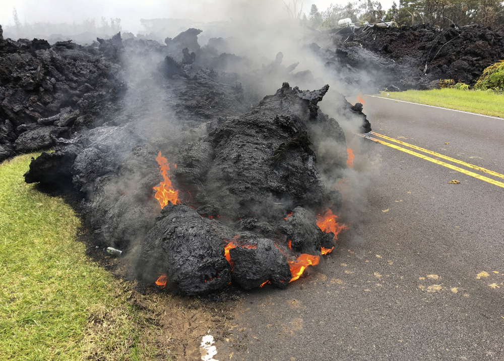 Hawaii'de yanardağ alarmı 23
