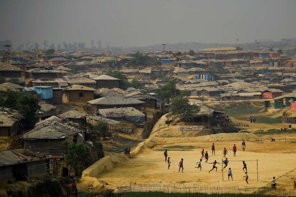 Rohingyalıların tehlikeli sularda hayatta kalma mücadelesi 2