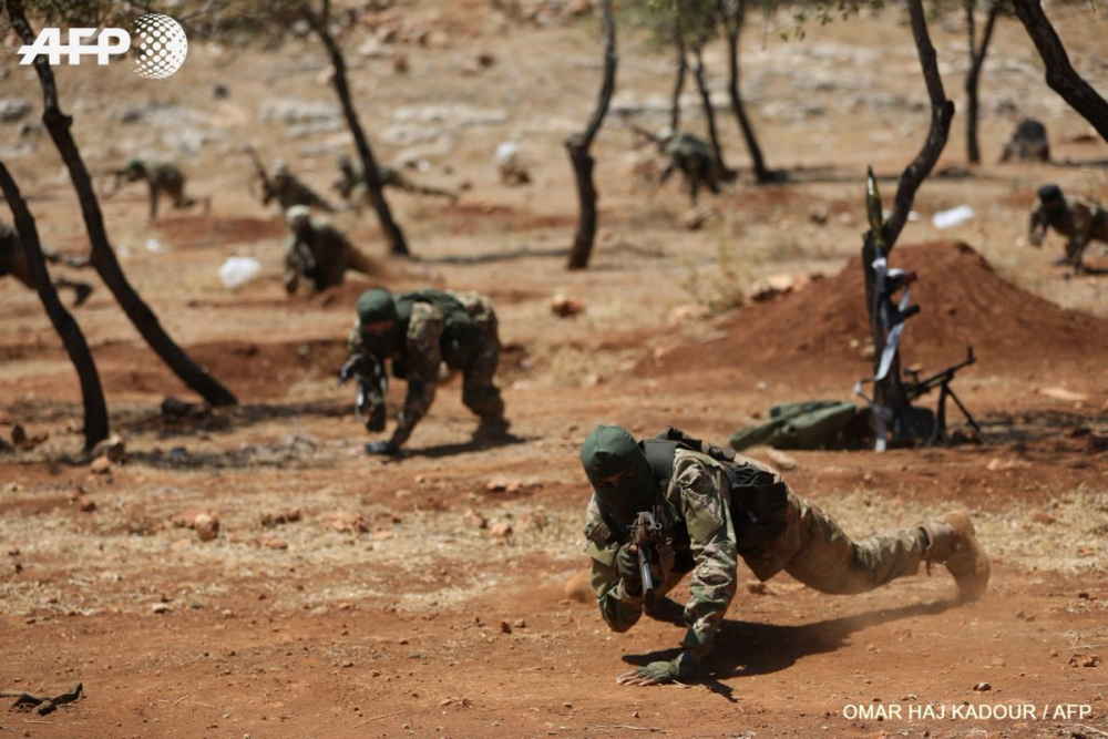 AFP HTŞ'nin özel kuvvetlerini görüntüledi 9