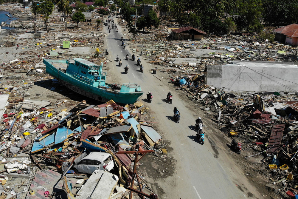 Endonezya'daki yıkıcı felaketten geriye kalanlar 20