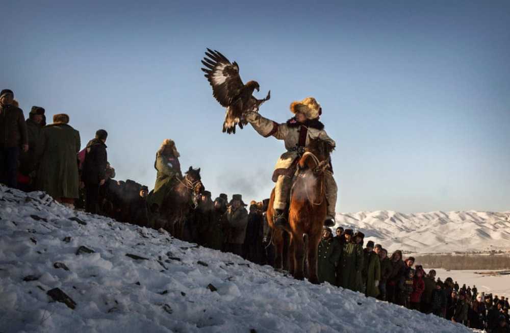 Kazakistan’daki geleneksel avcılık festivalinden kareler 12