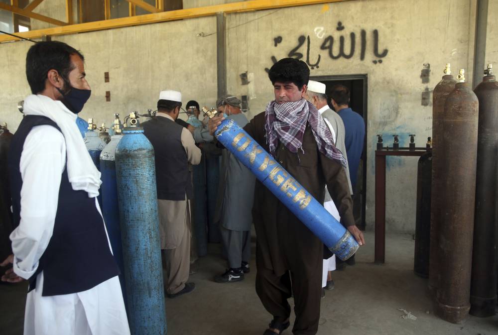 Afgan halkı koronavirüsle mücadele ediyor 1