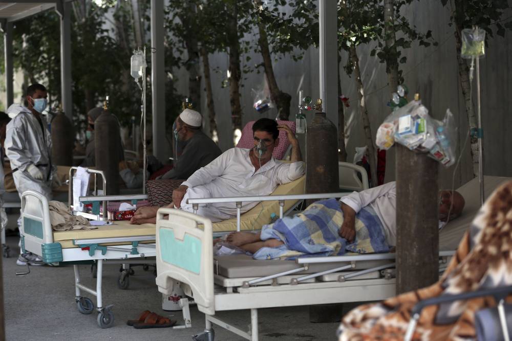 Afgan halkı koronavirüsle mücadele ediyor 3
