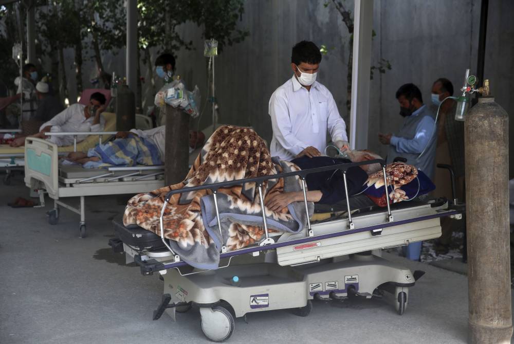 Afgan halkı koronavirüsle mücadele ediyor 4