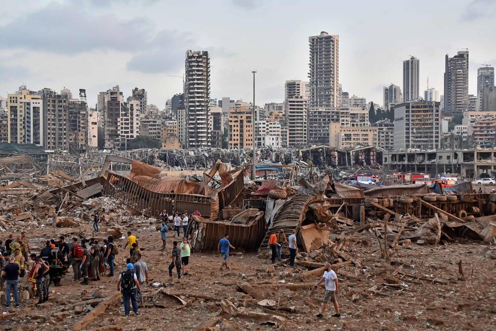 Beyrut'taki patlamanın dehşet verici kareleri 13