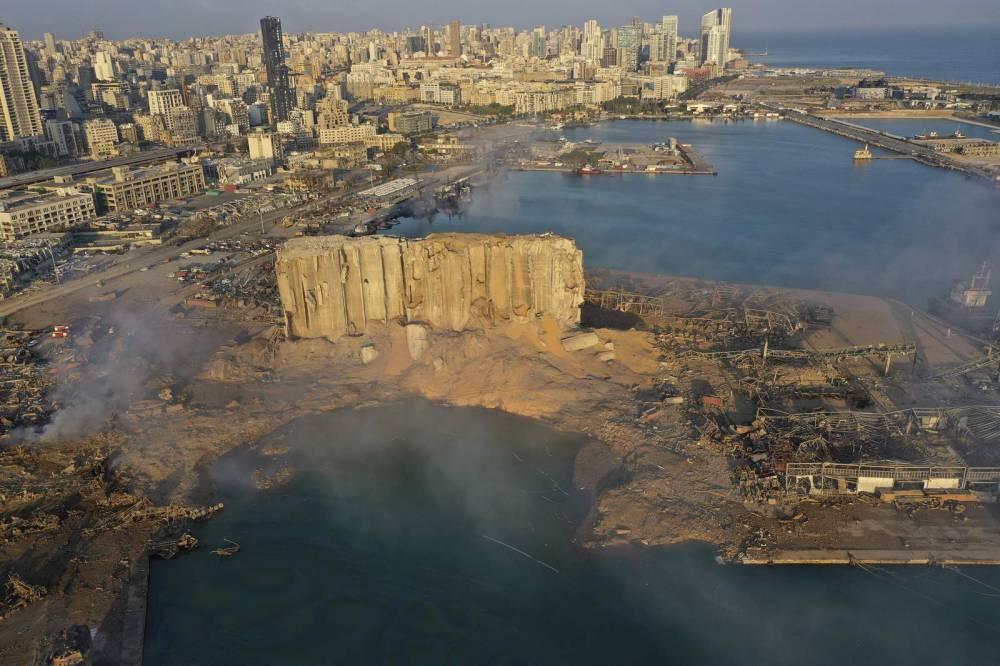 Beyrut'taki patlamanın dehşet verici kareleri 2