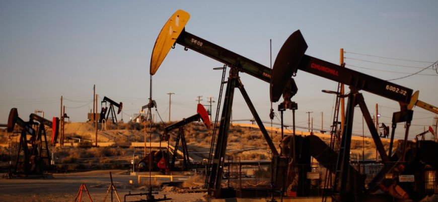 OPEC petrol üretimini artırıyor