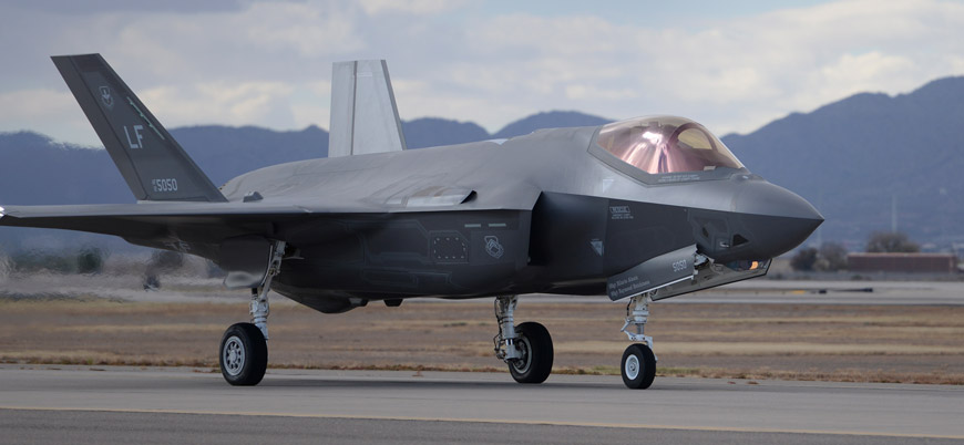 "Pentagon, yazılım sorunları nedeniyle F-35 tedarikini askıya aldı"