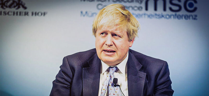 İngiliz Başbakan Johnson'ın koltuğu sallanıyor