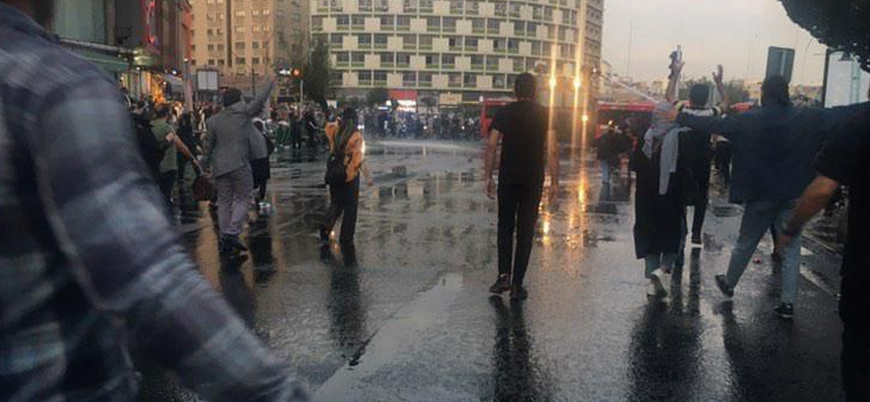 İran'da devam eden olaylarda can kaybı artıyor