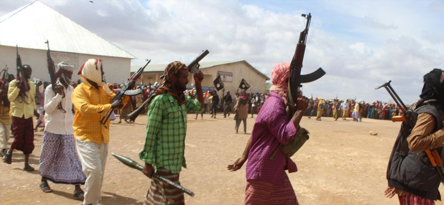 Somali'de kabileler Eş Şebab'a katılmaya devam ediyor