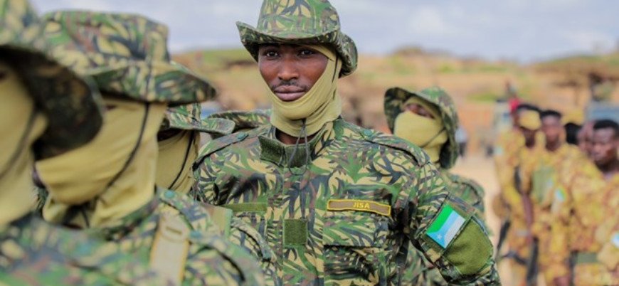 Somali'de Eş Şebab'a karşı bir cephe hattı daha açıldı