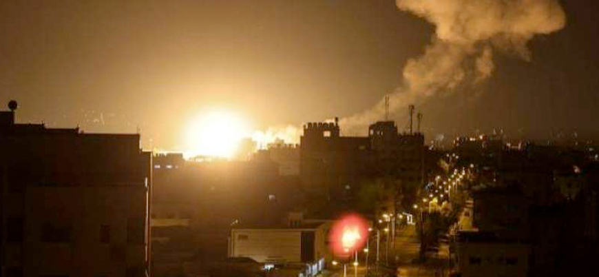 Mescid-i Aksa'yı basan İsrail Gazze'ye hava saldırısı düzenledi