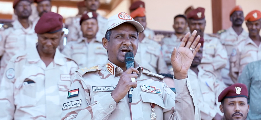 Sudan'daki darbenin mimarı General Dagalo: Radikal İslamcılara karşı savaşıyoruz