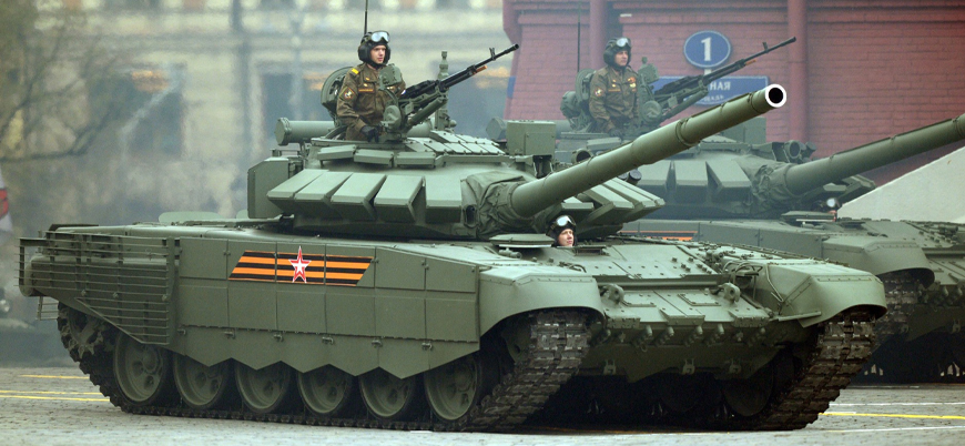 Rusya yeni nesil muharebe tanklarını Ukrayna’da cepheye sürdü