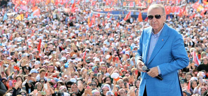 Erdoğan İstanbul'da gövde gösterisi yaptı