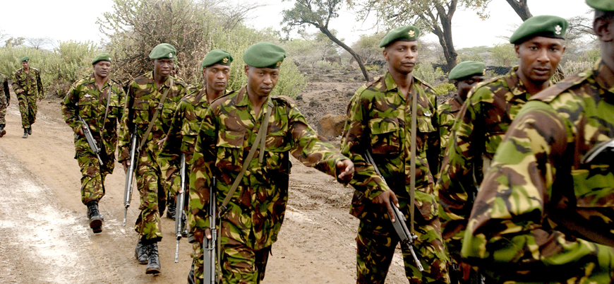 Kenya ordusu Somali sınırına asker yığıyor