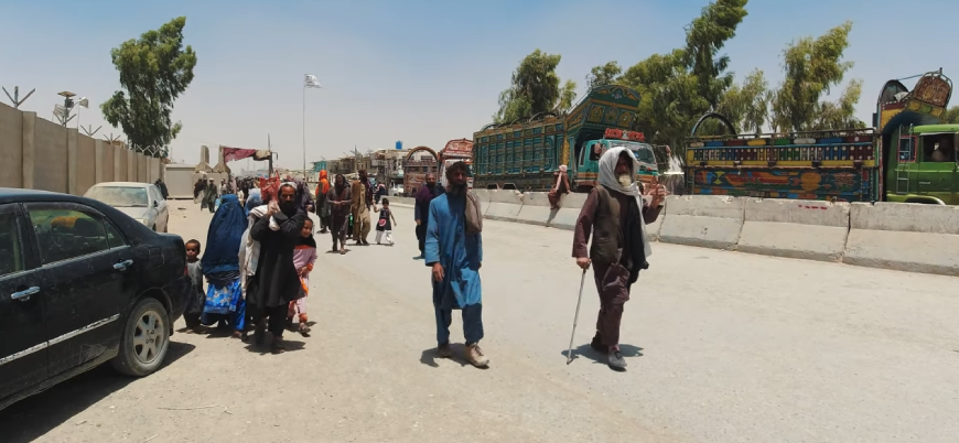 İslam Emirliği yönetimi Afganistan-Pakistan sınırındaki mültecileri iç bölgelere yerleştirecek