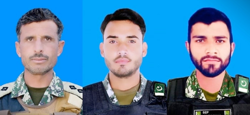Kuzey Veziristan'da 3 Pakistan askeri öldü