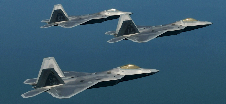 ABD Ortadoğu'ya F-22 savaş uçakları gönderiyor