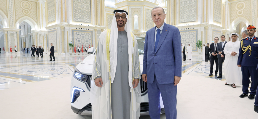 Erdoğan BAE lideri Bin Zayid'e Togg hediye etti