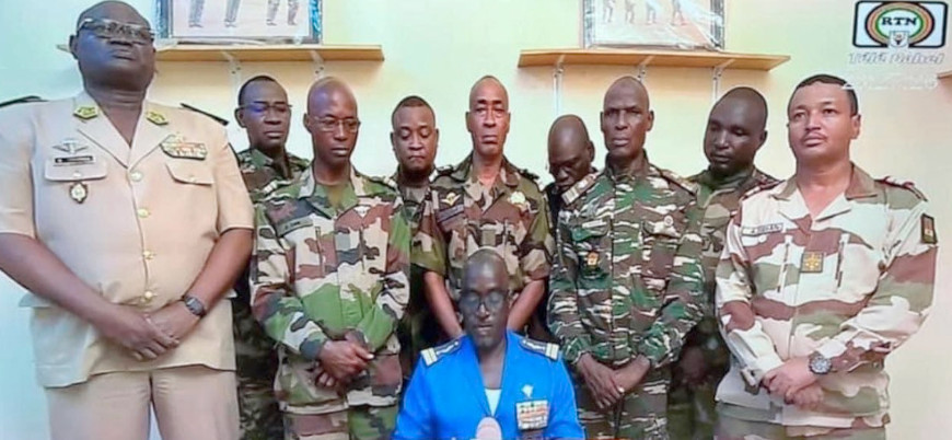 Nijer'de ordunun tamamı darbeye desteğini açıkladı