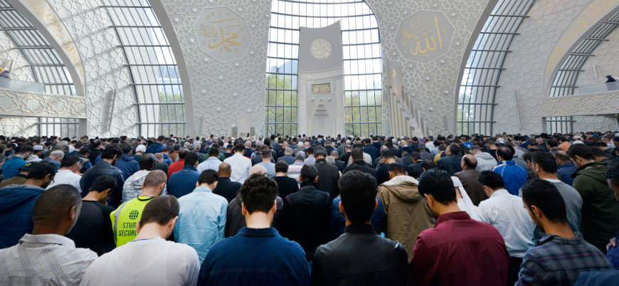 Almanya'da Müslümanlara yönelik tehdit artıyor: "Her iki kişiden biri İslam karşıtı"