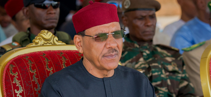 Nijer cuntası devrik lider Bazum'u 'vatana ihanet'ten yargılayacak