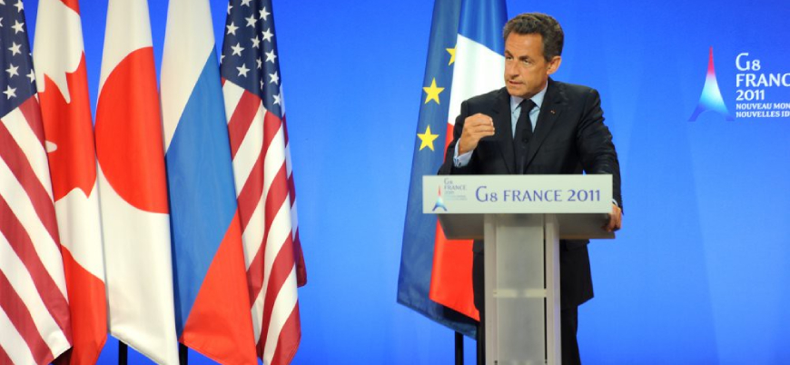 "Eski Fransa Cumhurbaşkanı Sarkozy, Kaddafi'den yasa dışı maddi destek aldı"