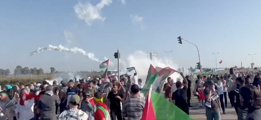 Gazze'deki İsrail katliamlarını karşı İncirlik Üssü'ne yürüyen kalabalığa müdahale edildi