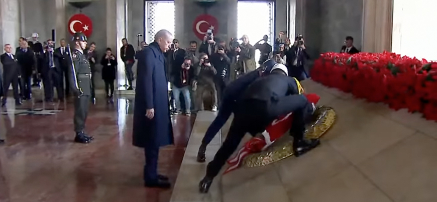 Erdoğan Anıtkabir'de: "Aziz Atatürk'ü rahmetle yad ediyoruz"