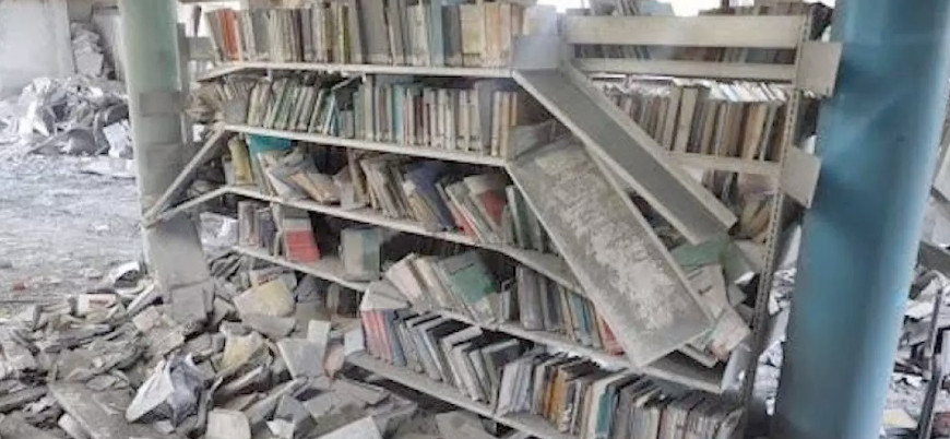 Kültür soykırımı: İsrail Gazze'deki halk kütüphanesini yerle bir etti