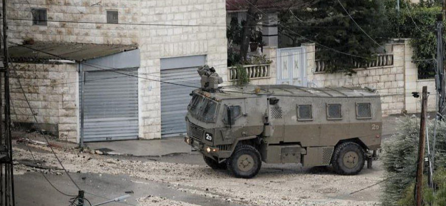 Batı Şeria'da iki Filistinli genç daha İsrail güçlerince katledildi