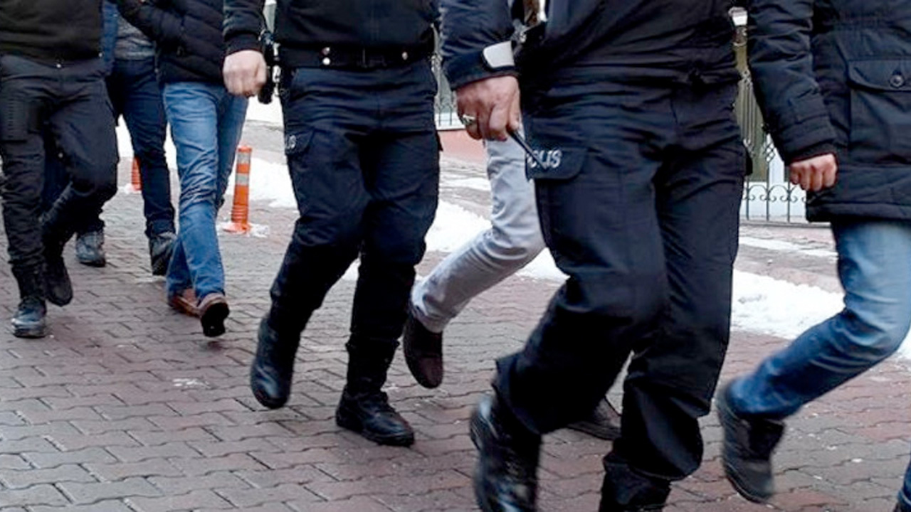 Türkiye'de MOSSAD operasyonu: Biri emekli emniyet müdürü 7 kişiye gözaltı