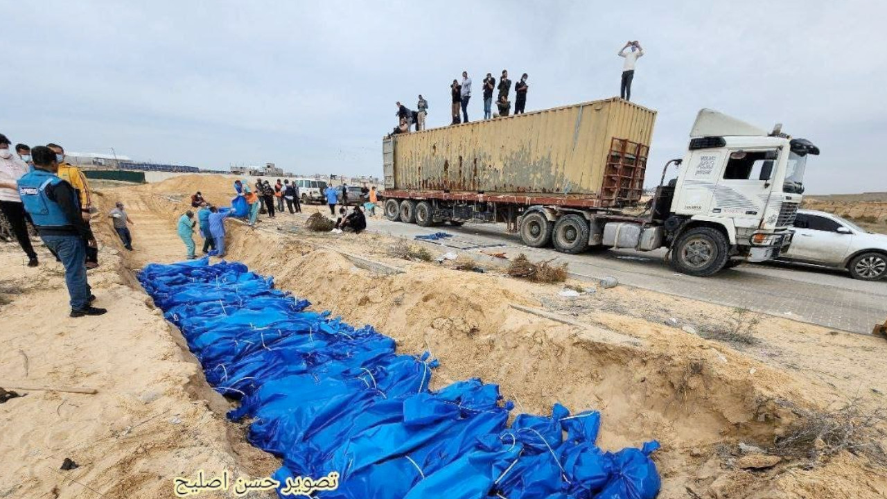 Analiz | Gazze, ölüleri gömecek yerin kalmadığı açık hava mezarlığına dönüştü