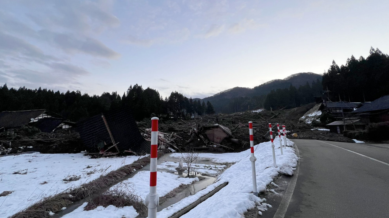 Japonya'daki depremde kayıp sayısı 323'e yükseldi