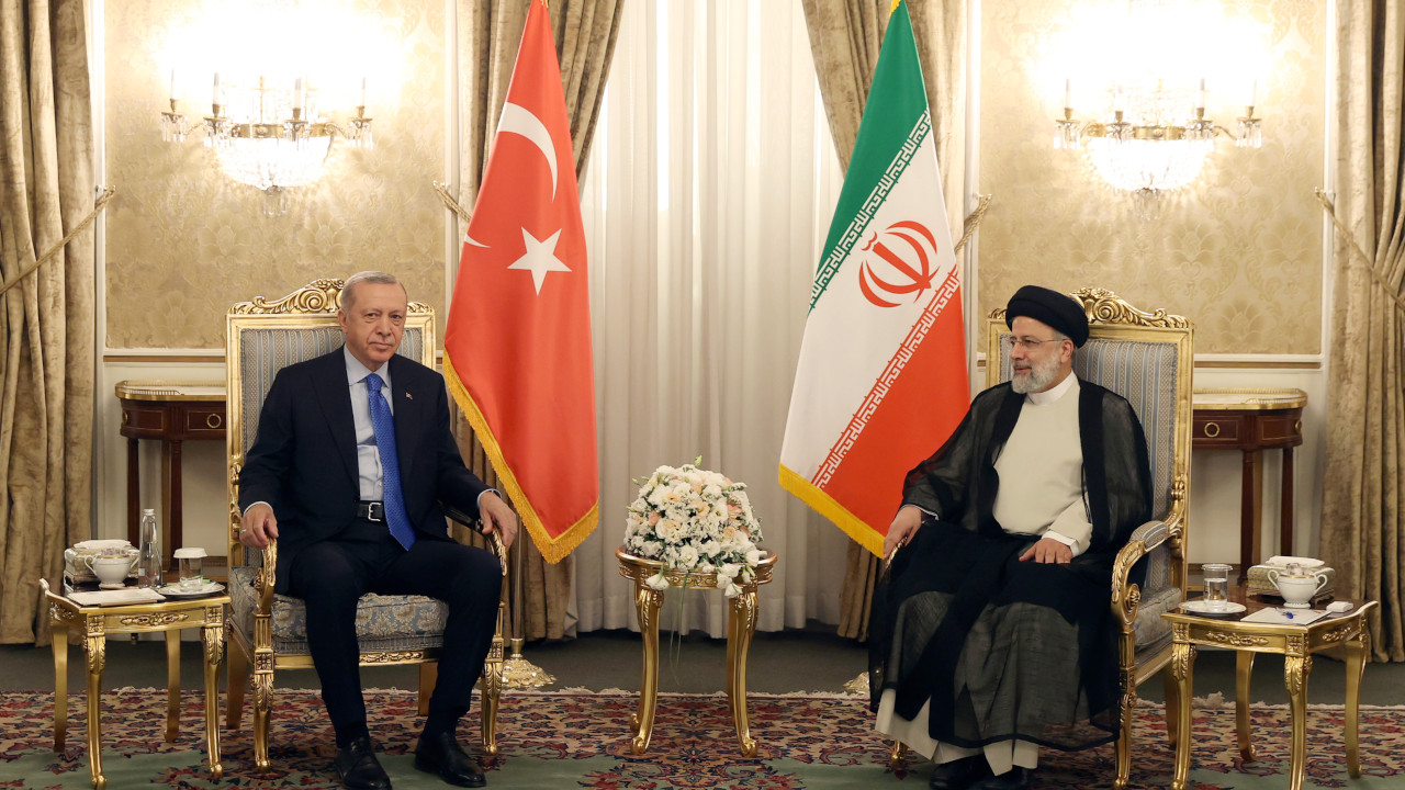 İran Cumhurbaşkanı Reisi Gazze savaşını görüşmek üzere Türkiye'ye gelecek
