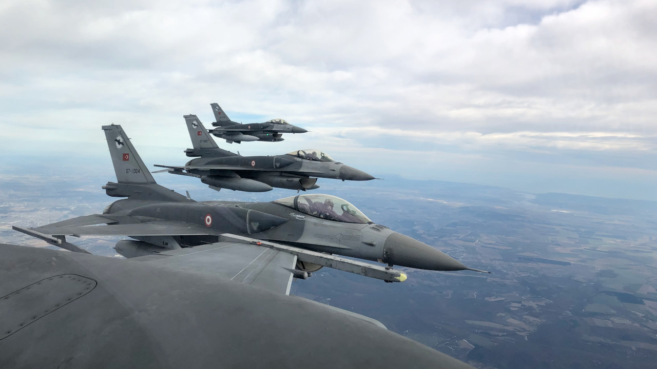Biden Türkiye'ye F-16 satışının 'gecikmeden' onaylanmasını istedi