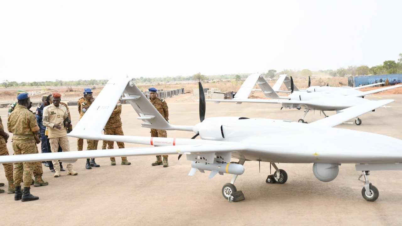 HRW: Burkina Faso ordusu insansız hava araçlarıyla onlarca sivili katletti