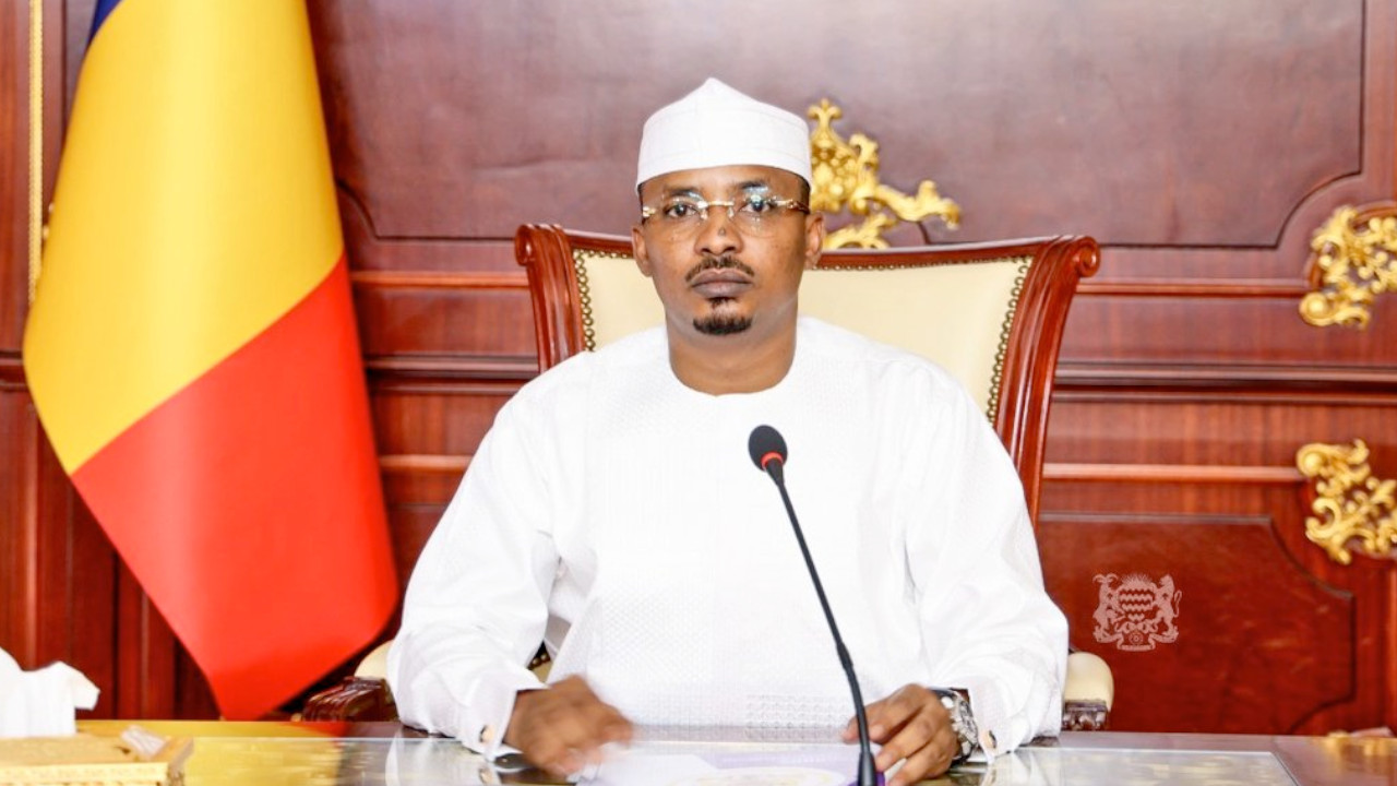 Çad'ın askeri lideri Mahamat İdris Deby cumhurbaşkanlığı için adaylığını açıkladı
