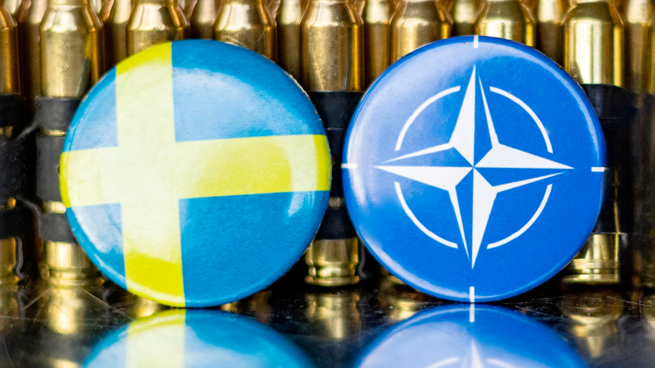 İsveç resmen NATO'ya katıldı