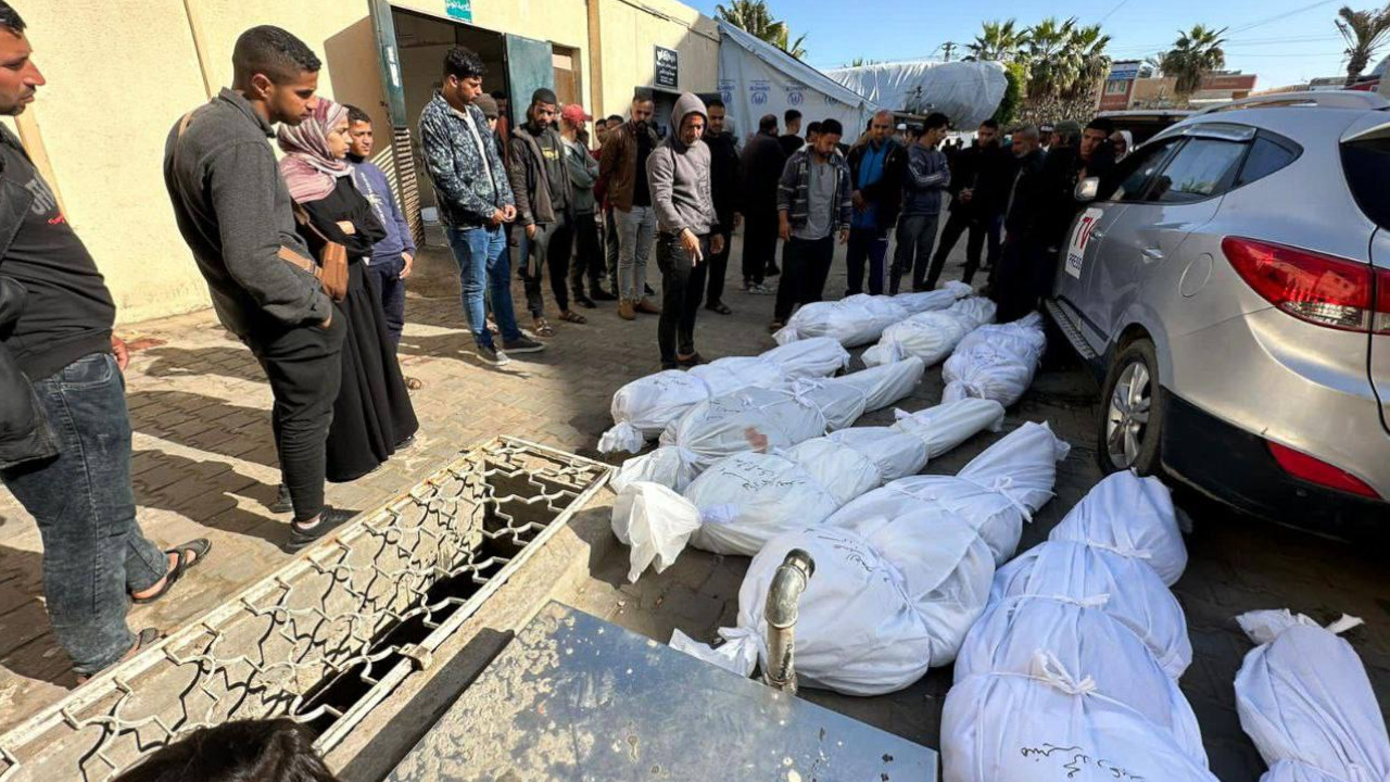 Gazze'deki Siyonist vahşette can kaybı 31.045'e yükseldi