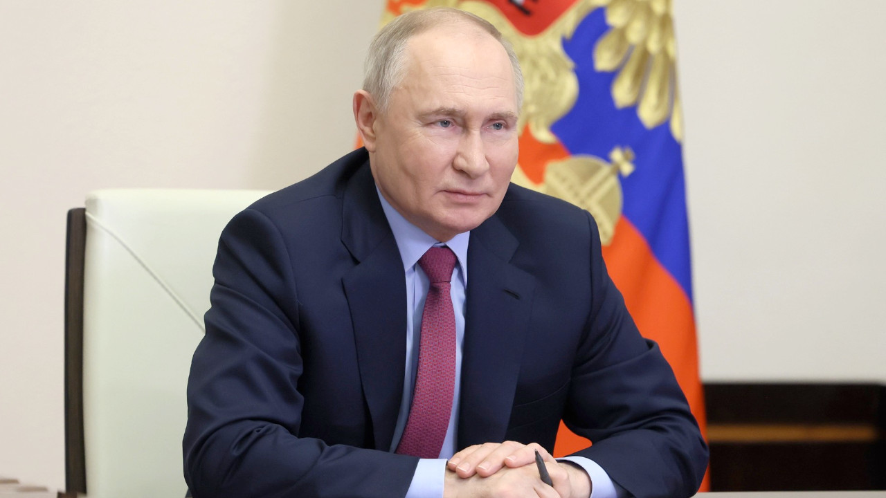 Rusya başkanlık seçimlerini yüzde 87.8 ile Putin kazandı