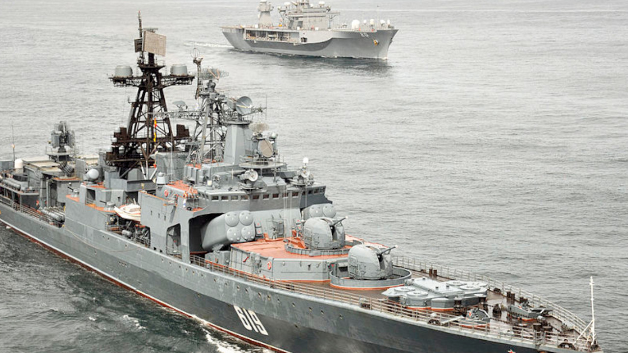 Ukrayna Kırım'da iki Rus savaş gemisini vurduğunu açıkladı